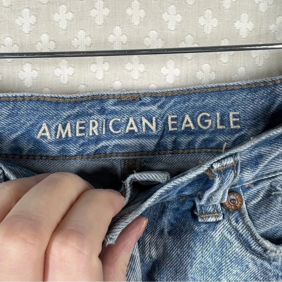 American Eagle Distressed High Rise Mom Shorts - Picture 3 of 6